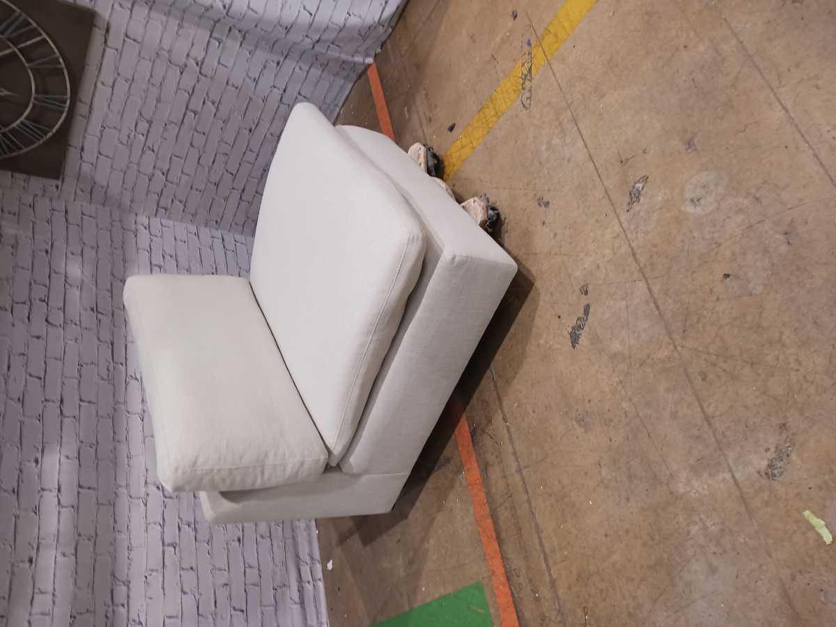 Tanavi-Exclusive 3 Piece Modular Sectional - Linen - Gallery Image 14